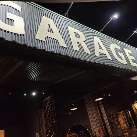 GARAGE Cafe'